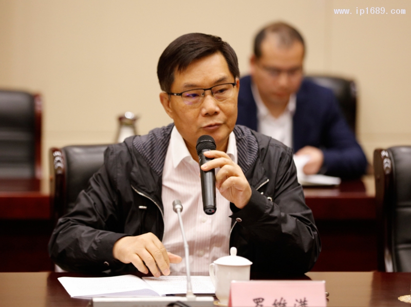 中國塑協BOPP專委會理事長、廣東德冠薄膜新材料股份有限公司董事長兼總裁羅維滿